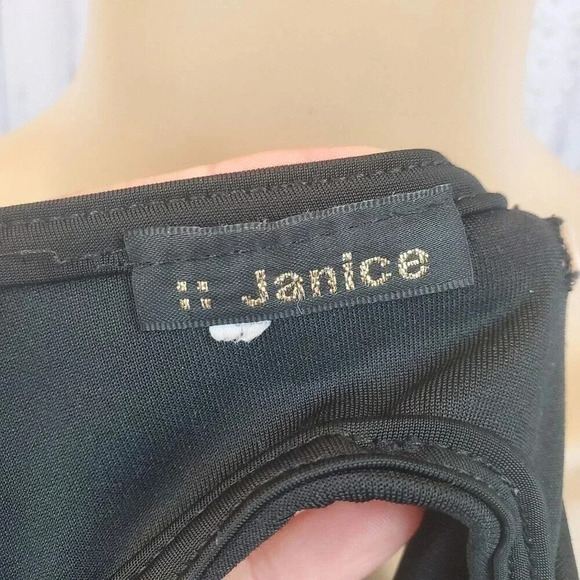 Janice Brand Size M Little Black Dress Peekaboo Back BodyCon with Chunky Belt - Picture 12 of 12